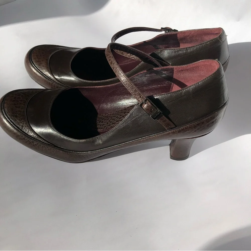 Vintage Via Spiga Made in Italy Leather Mary Jane Pumps Brown 9.5M